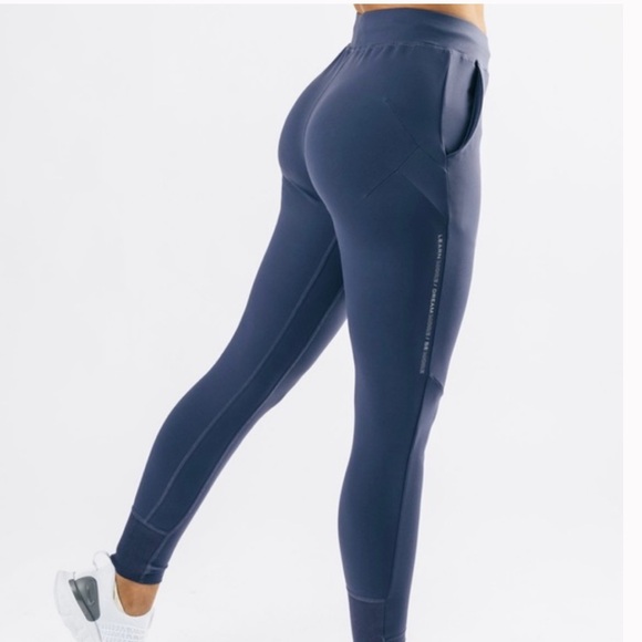 Women’s Alphalete Pro Elite Jogger in Mystic Blue - Picture 3 of 13